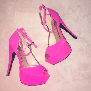 Hot Pink Heels